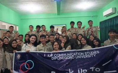 Roadshow COMMIN’ To You : Ajak Siswa Berani Berbahasa Inggris