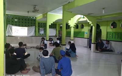 Berani Beretika: Pelatihan Public Speaking, Edukasi Etika Program Monodisiplin KKN UNDIP Tim II Periode 2023/2024 berupa edukasi dan latihan yang bertema “Find Your Voice, Express the Repressed!: Pelatihan Berbicara Beretika yang Baik dan Benar”
