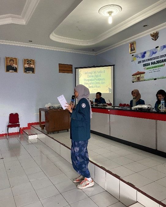 Kampanye Anti Hoax dan Pencurian Data: Mengamankan Jejak Digital di Era Media Sosial