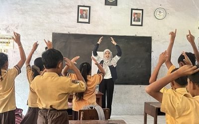 Membangun Generasi Muda Pandai Menjadi Juru Bicara, Mahasiswa KKN Undip Menginisiasi Pelatihan dan Pendampingan Implementasi Ilmu Public Speaking