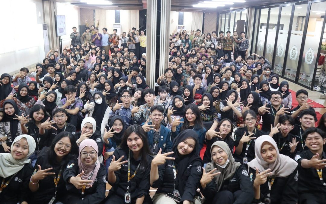 Departemen Riset dan Prestatif (Risetif) HMPS Ilmu Komunikasi Universitas Diponegoro Gelar Kegiatan Research School 2025