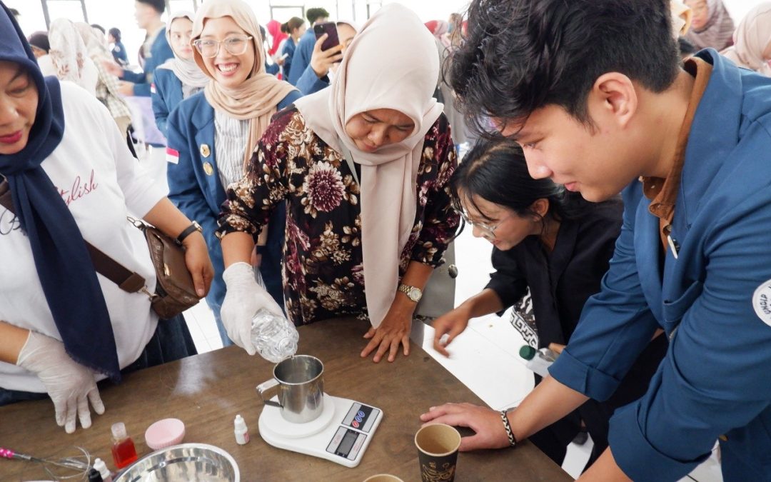Setetes Jelantah Sejuta Arti: Workshop, Penyuluhan, dan Pembuatan Konten Lingkungan oleh Himpunan Mahasiswa Ilmu Komunikasi Undip